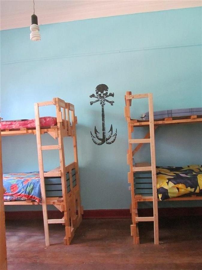Hostal Del Pirata 발파라이소 외부 사진
